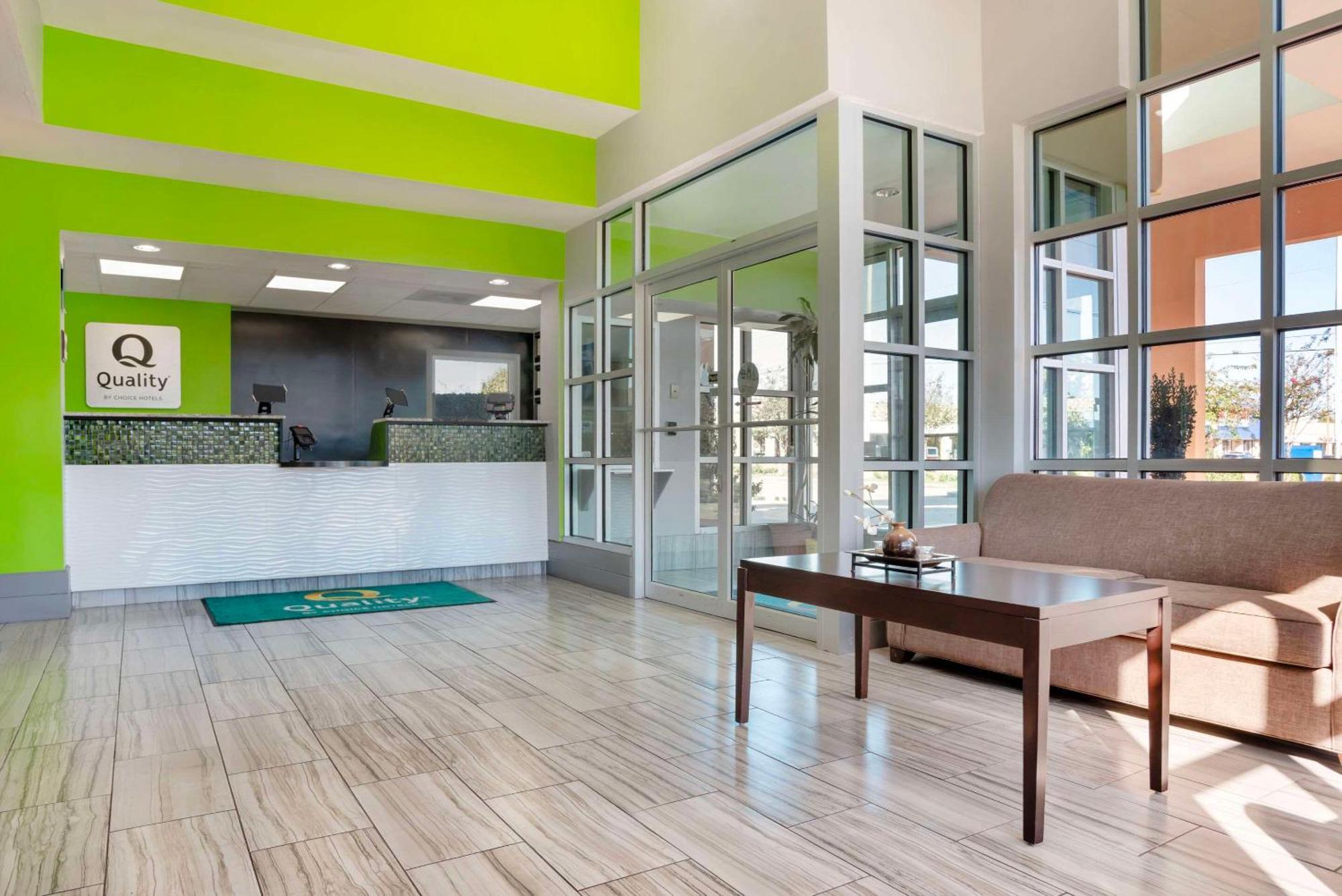 ברוקהייבן Quality Inn מראה חיצוני תמונה